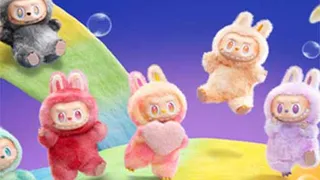 Embarquez pour un voyage fantaisiste dans Labubu World, un charmant jeu de plateforme rempli d'énigmes et de secrets à découvrir. Guidez le malicieux Labubu à…